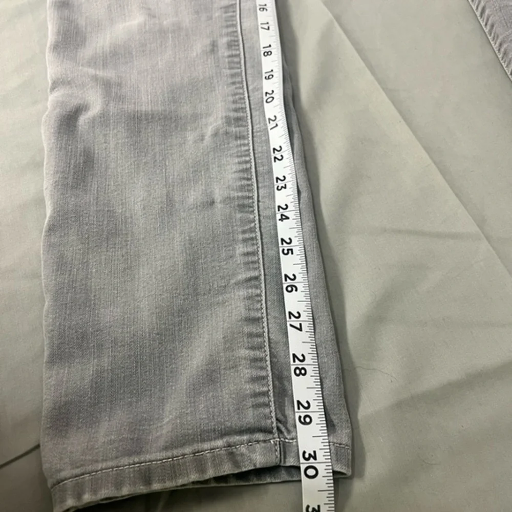 Prana Jeans Womens 10/30 Gray Straight Regular Inseam Denim Pants - Picture 4 of 5
